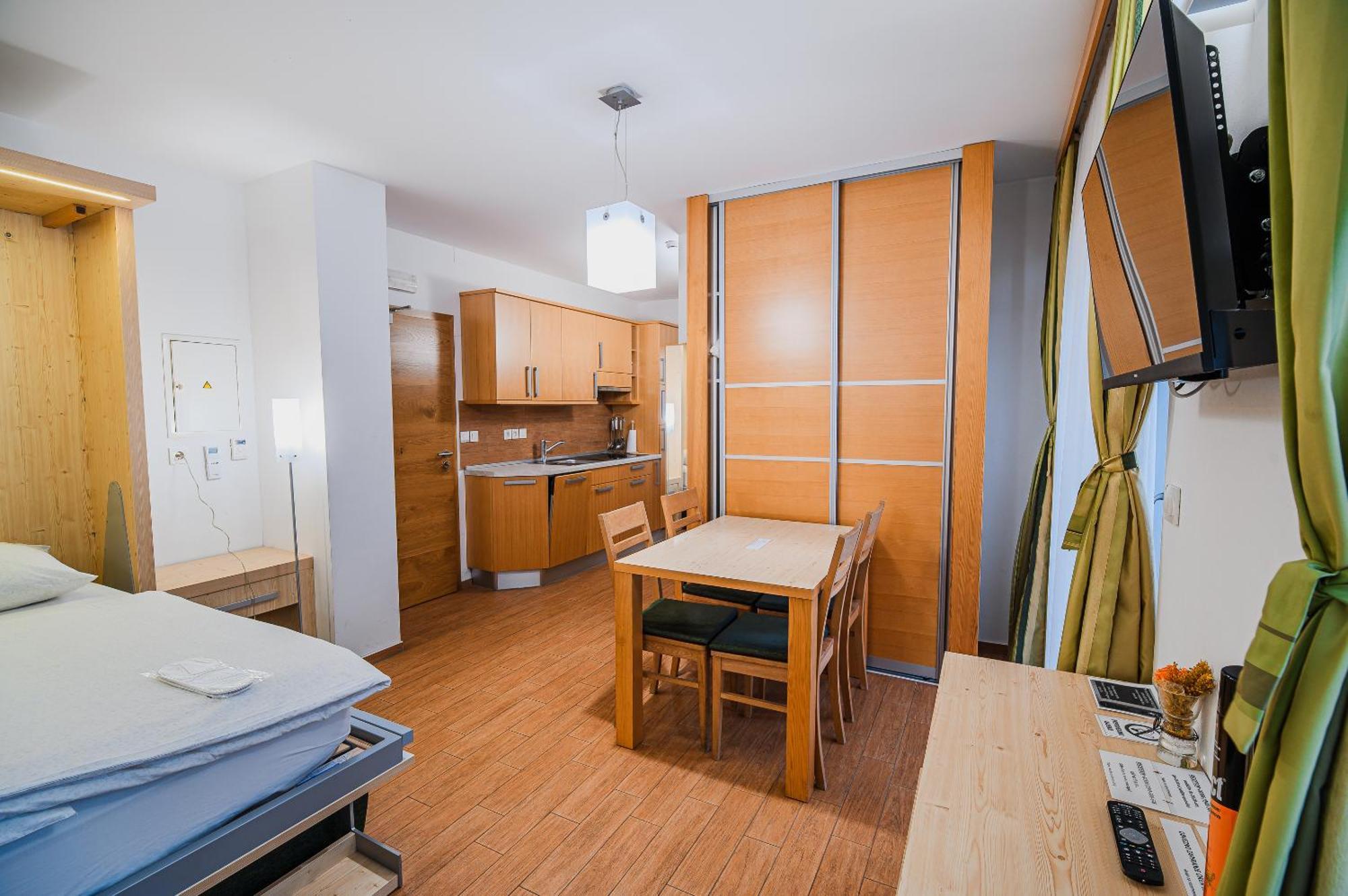 Apartments Maleric With Indoor Pool And Wellness Dragatuš Chambre photo