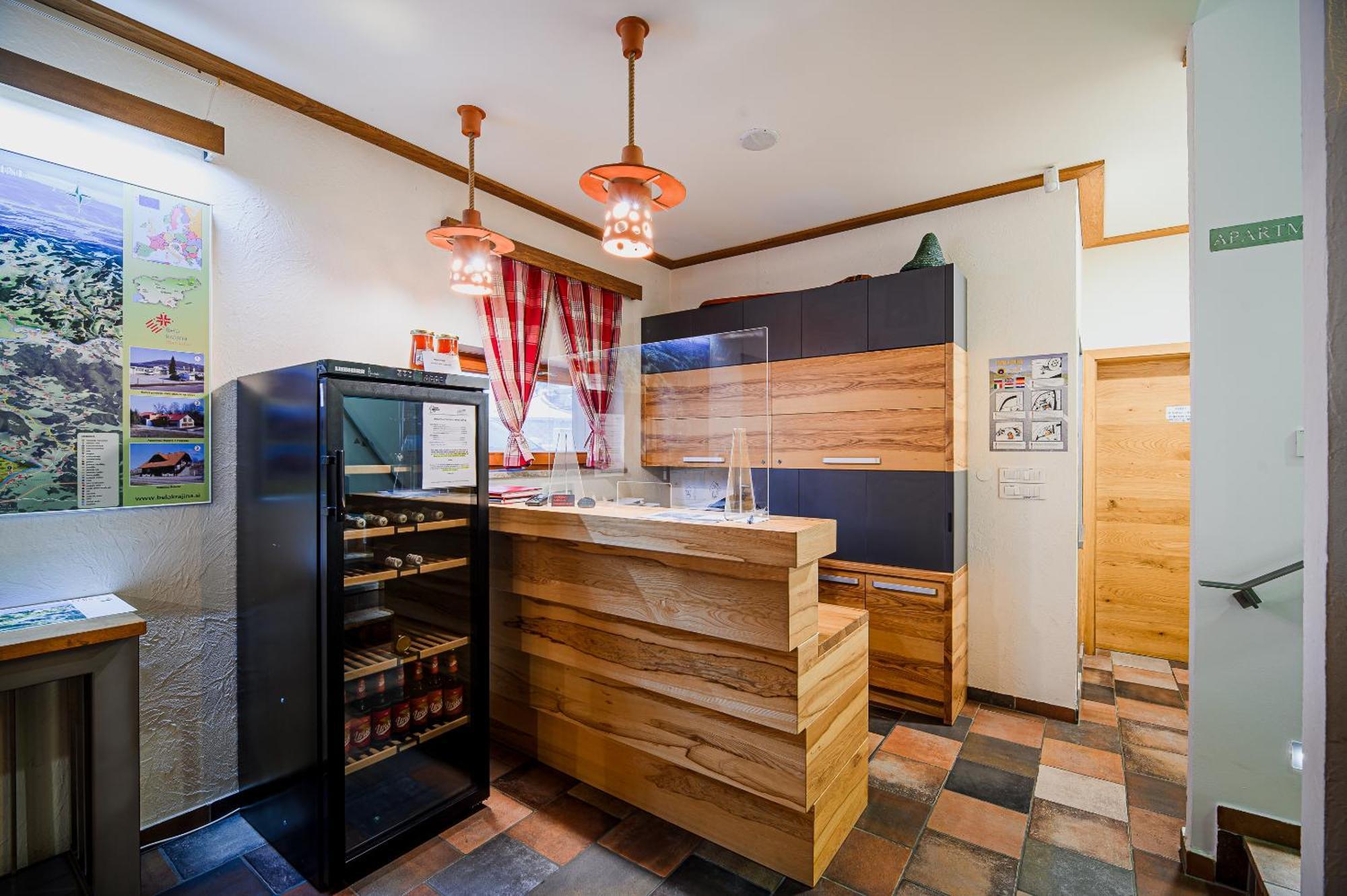Apartments Maleric With Indoor Pool And Wellness Dragatuš Extérieur photo