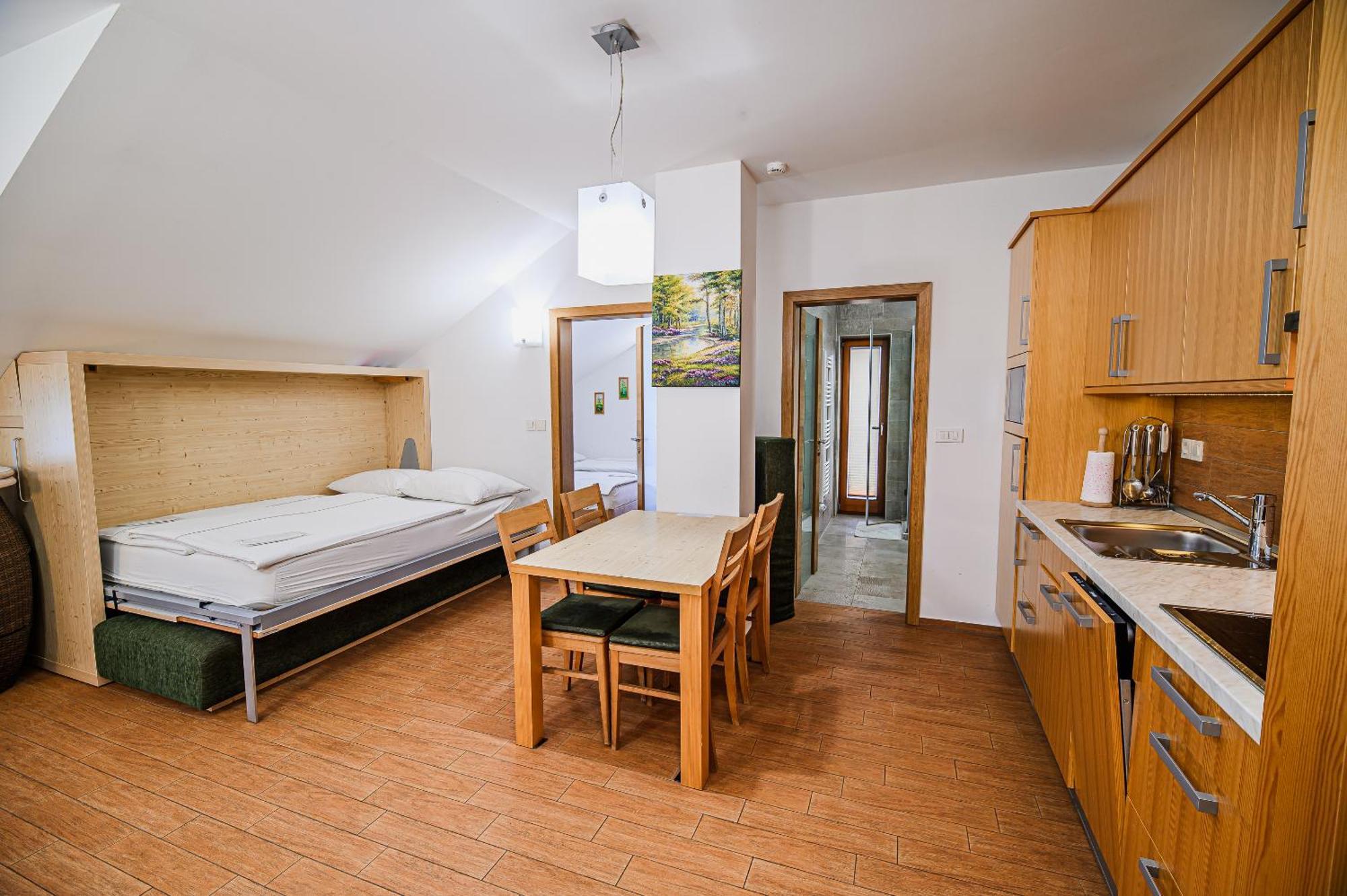 Apartments Maleric With Indoor Pool And Wellness Dragatuš Chambre photo