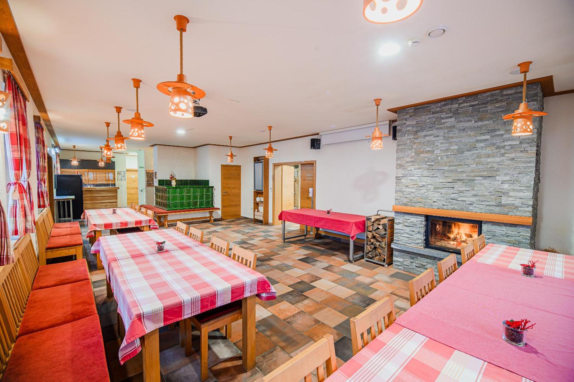 Apartments Maleric With Indoor Pool And Wellness Dragatuš Extérieur photo