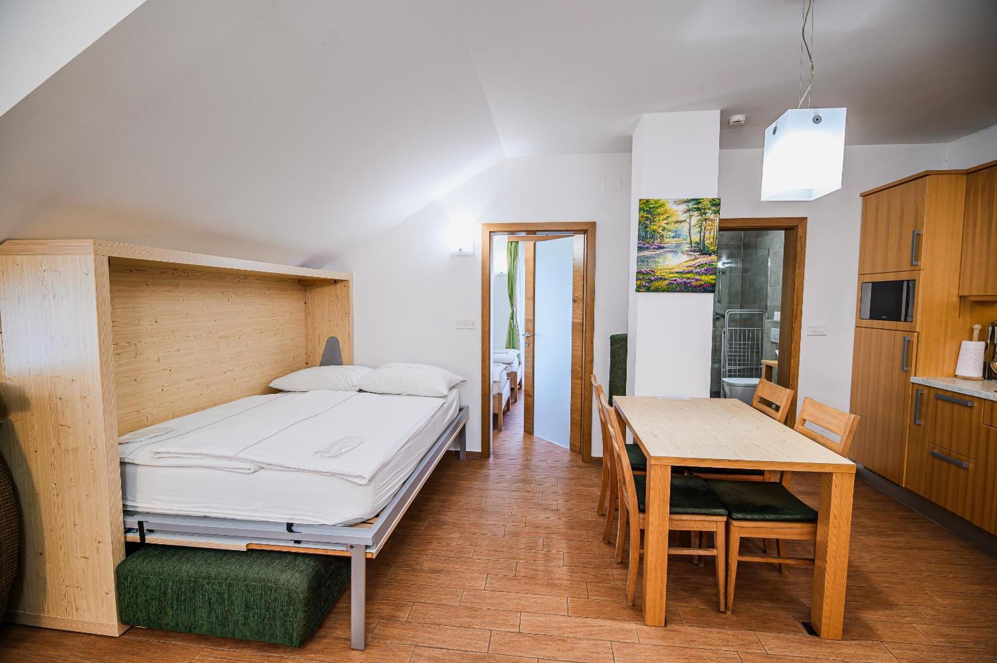 Apartments Maleric With Indoor Pool And Wellness Dragatuš Chambre photo