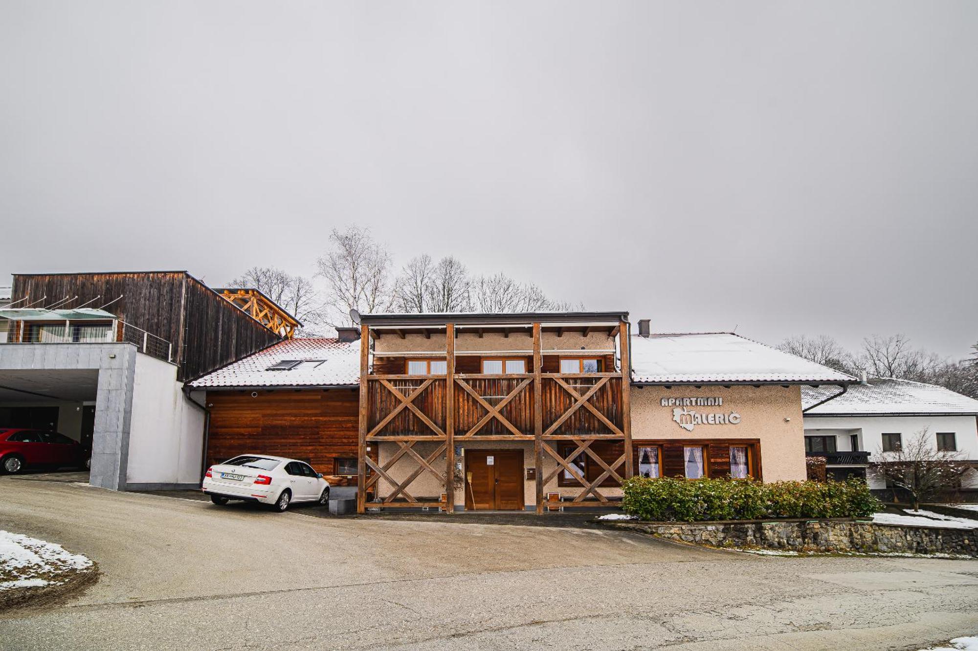 Apartments Maleric With Indoor Pool And Wellness Dragatuš Extérieur photo