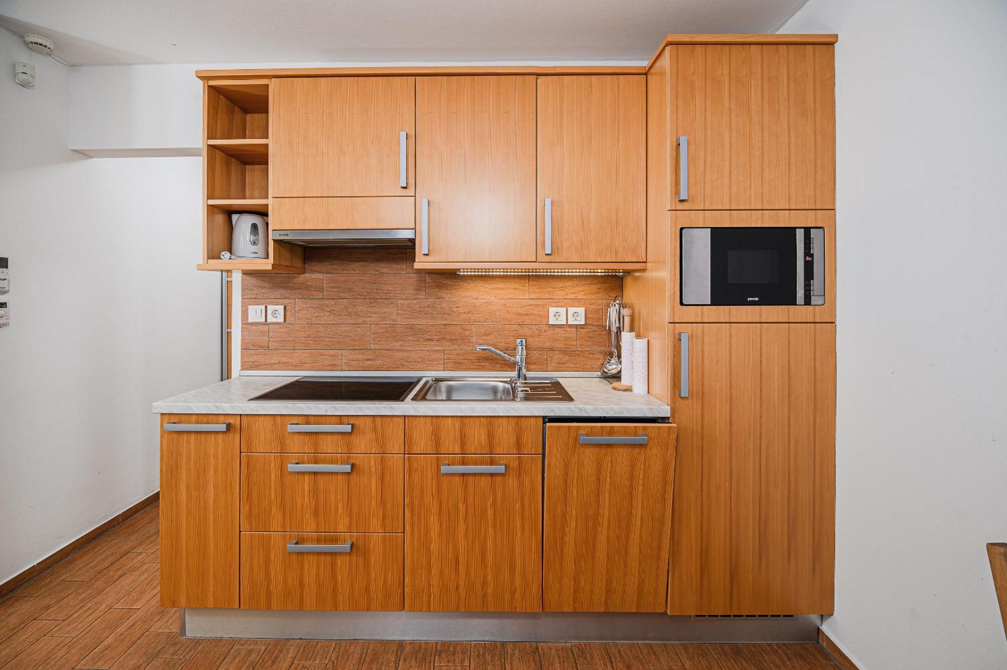 Apartments Maleric With Indoor Pool And Wellness Dragatuš Chambre photo