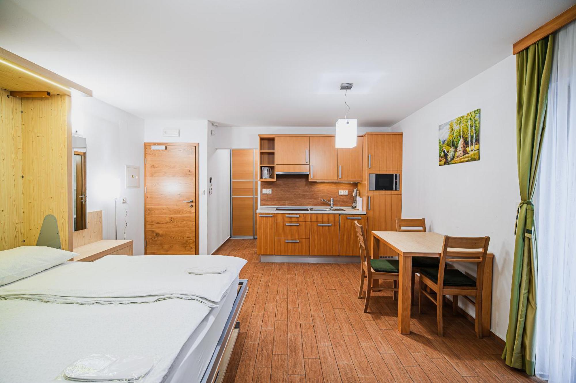 Apartments Maleric With Indoor Pool And Wellness Dragatuš Chambre photo